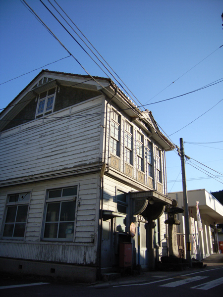 R0013904a.jpg